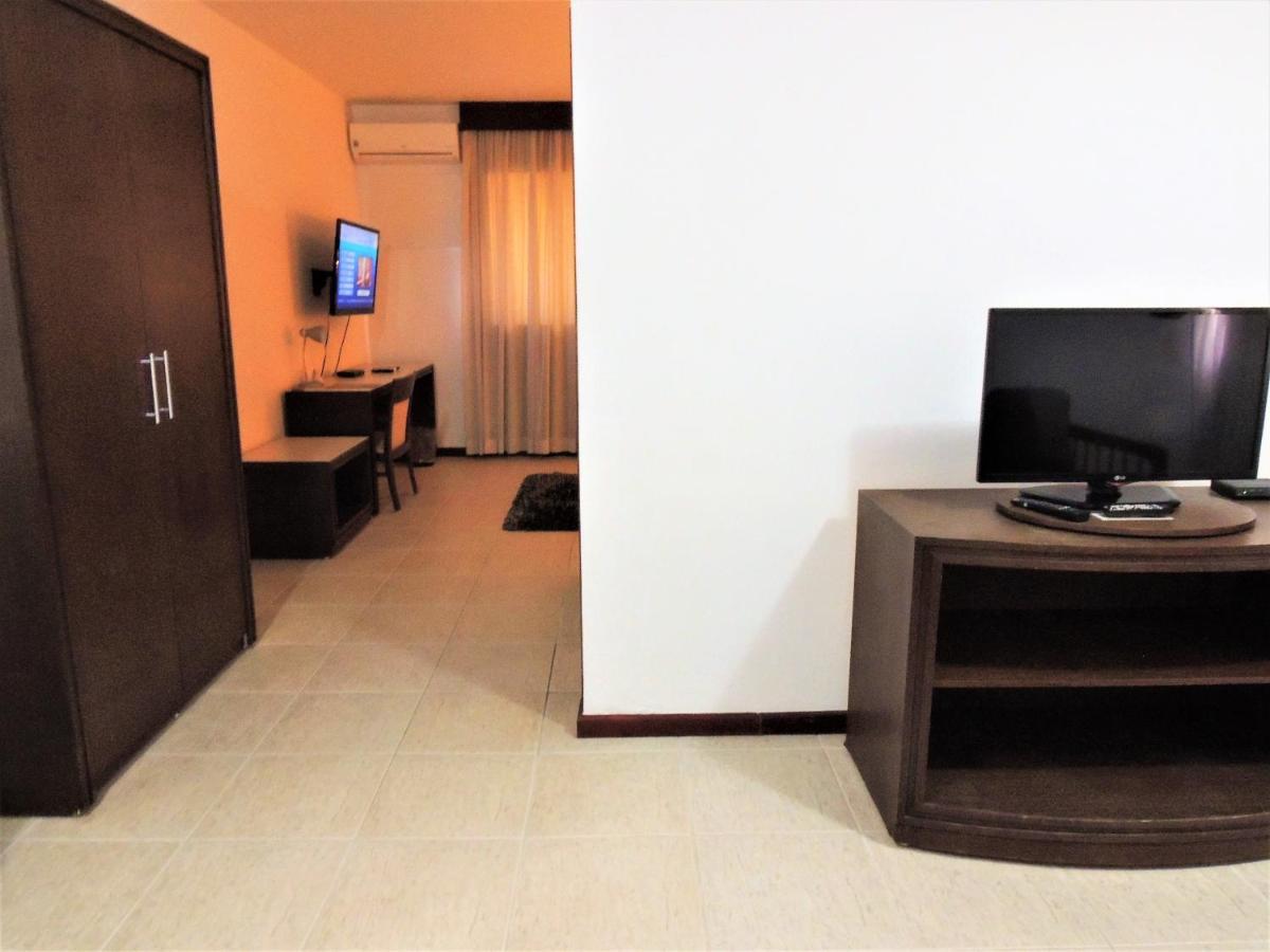 Mondrian Suite Hotel São José dos Campos Екстериор снимка